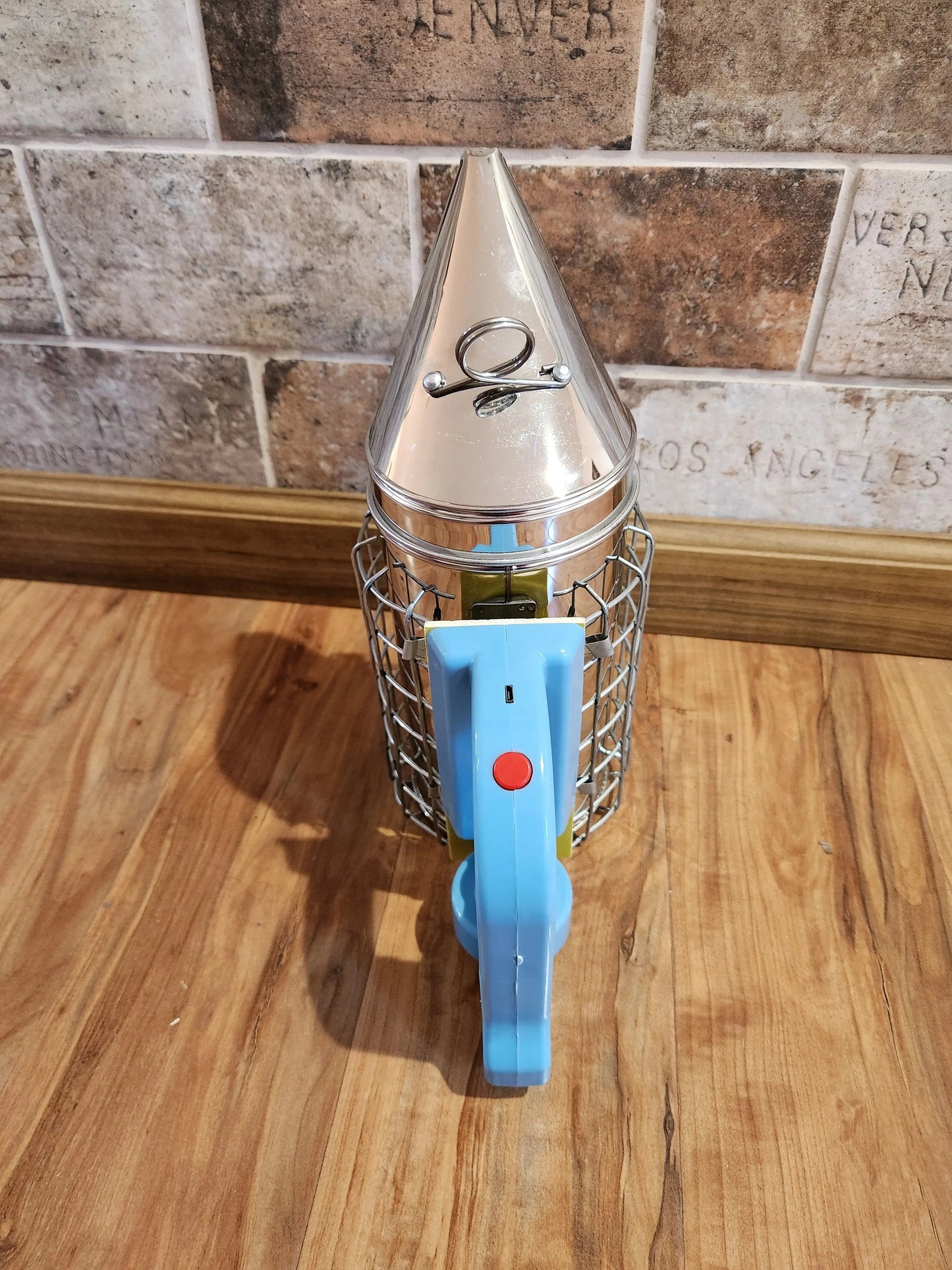 Battery Powered Smoker Die Biene Honey Farm