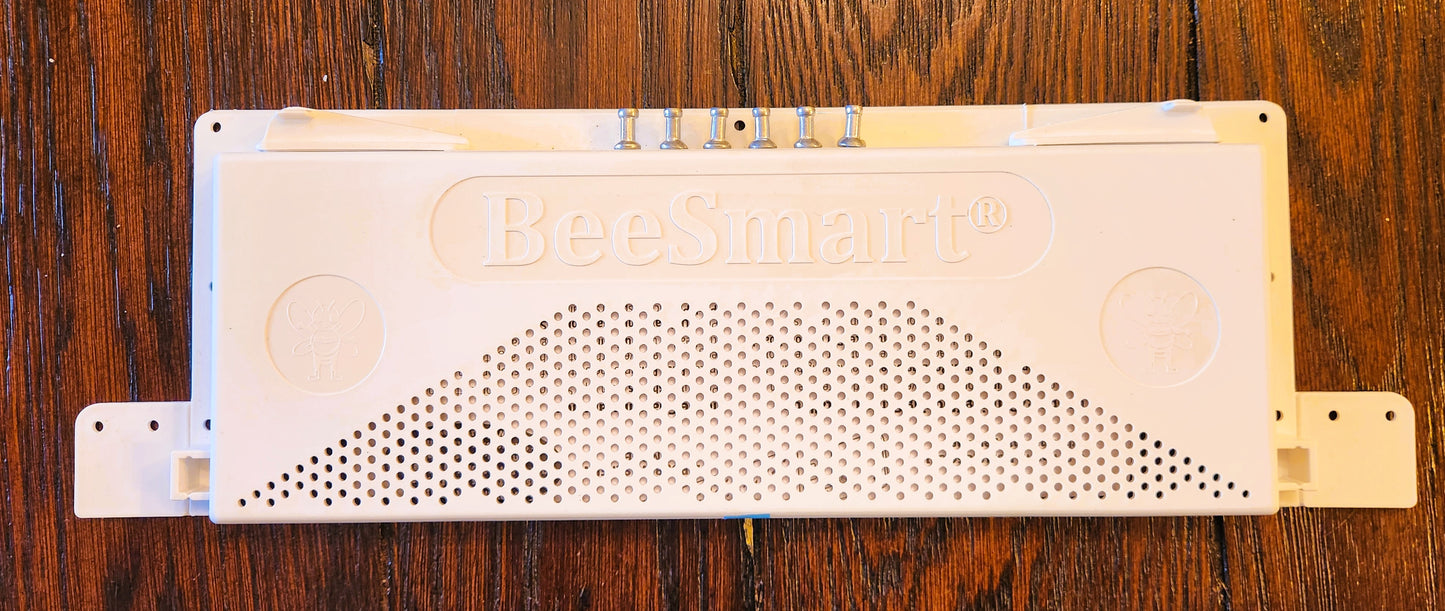 BeeSmart Ultimate Robbing Screen / Mouse Guard