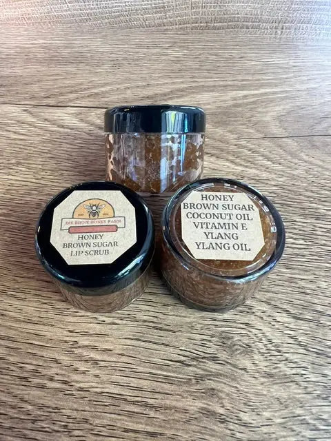Honey-Brown-Sugar Lip Scrub Die Biene Honey Farm
