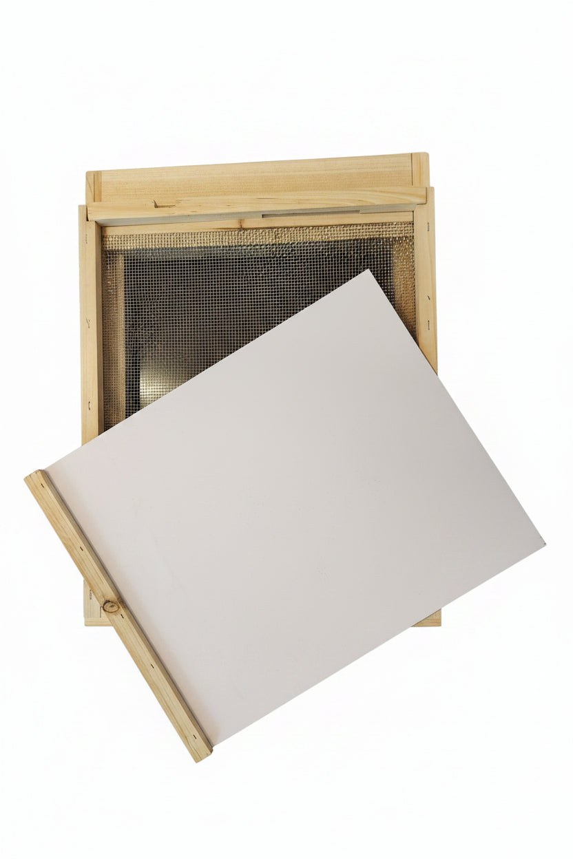 Screened Bottom Board for Beekeeping Mann Lake