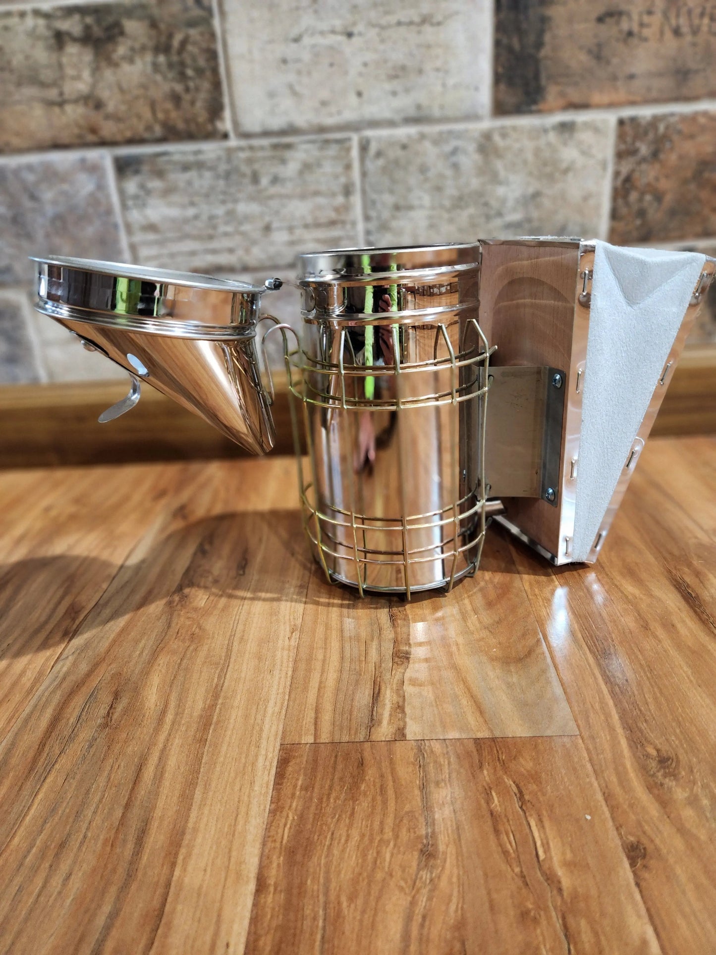 Smoker (stainless steel and Corium) Die Biene Honey Farm