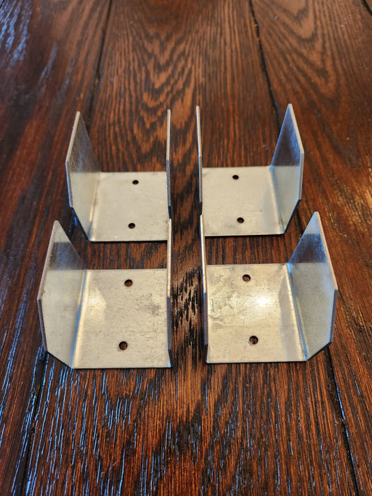 "U" Pallet Clip Die Biene Honey Farm